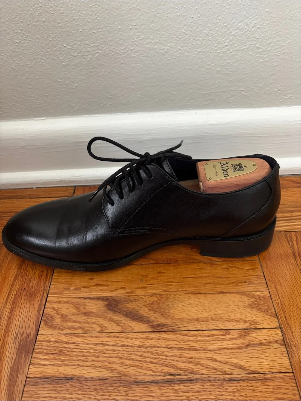 Cole Haan Oxford Shoes - size 10M